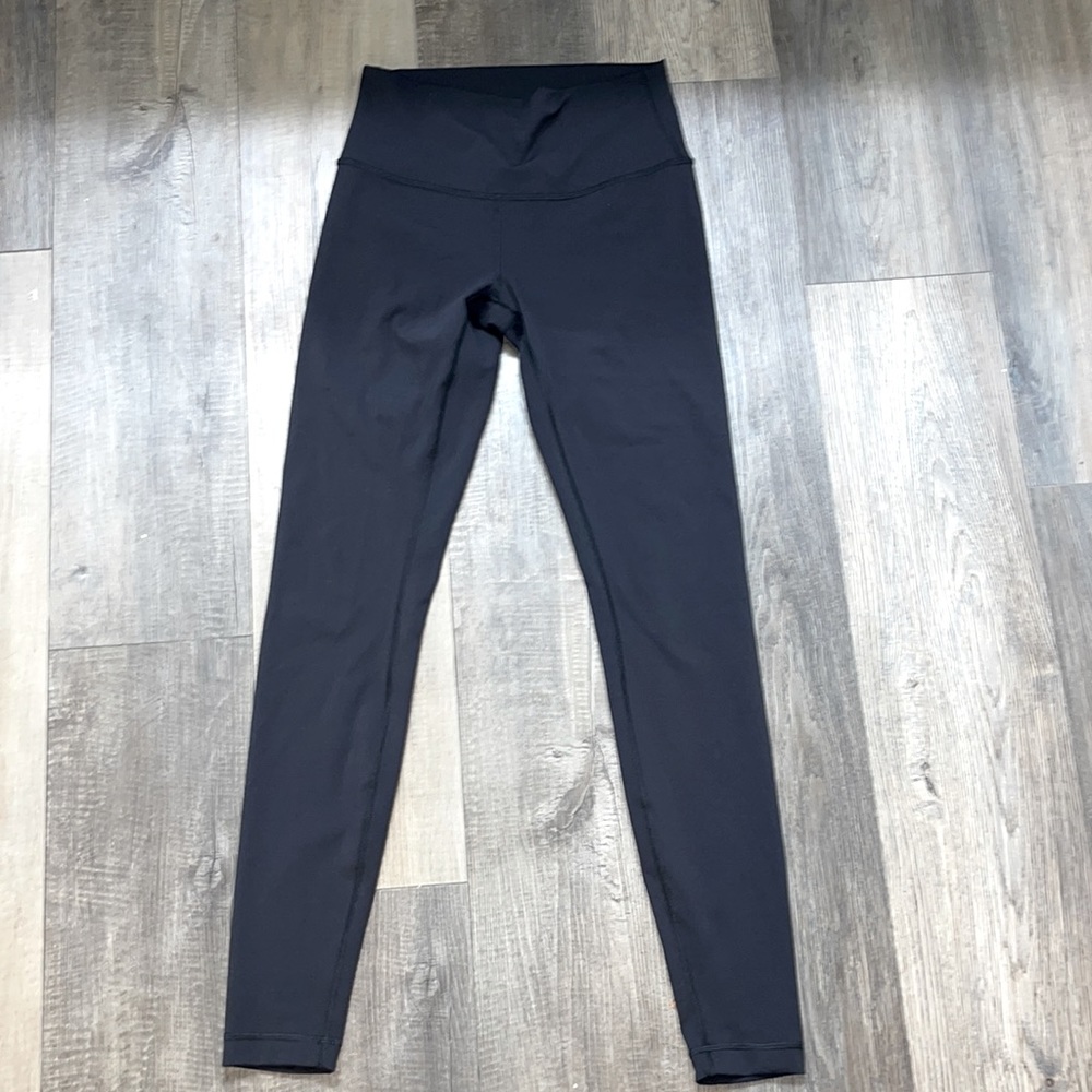 Lululemon high rise full leggings size 6